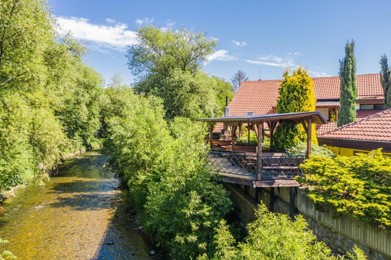Penzion U Jirsáka Vikýřovice Exterior foto